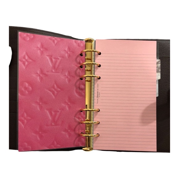 Louis Vuitton Damier MM Authentic Agenda Cover — Pre-filled! 👀 - Picture 8 of 15